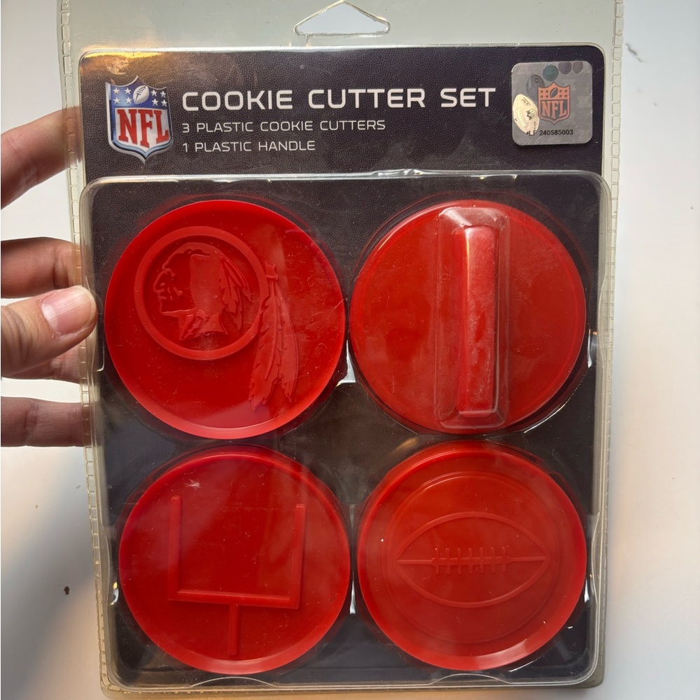 NFL‎ Washington Redskins Cookie Cutter set